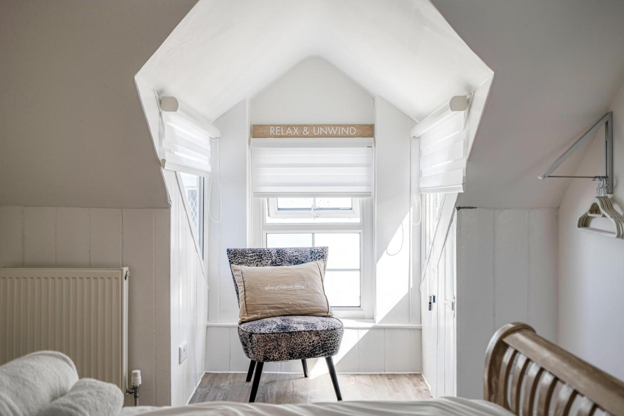 Quayside- In The Harbour Bowl Villa Бриксам Екстериор снимка